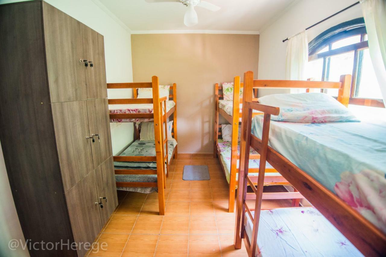 Kionda Surf House Hostel Bertioga Ngoại thất bức ảnh
